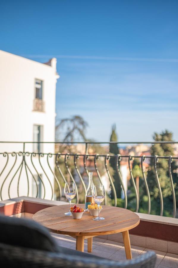 La Fabrique à Poupées Acomodação com café da manhã Menton Exterior foto
